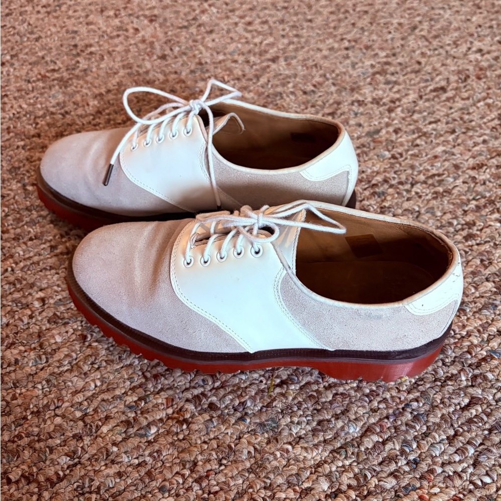 Dr. Martens two-tone lace-up - Picture 8 of 10